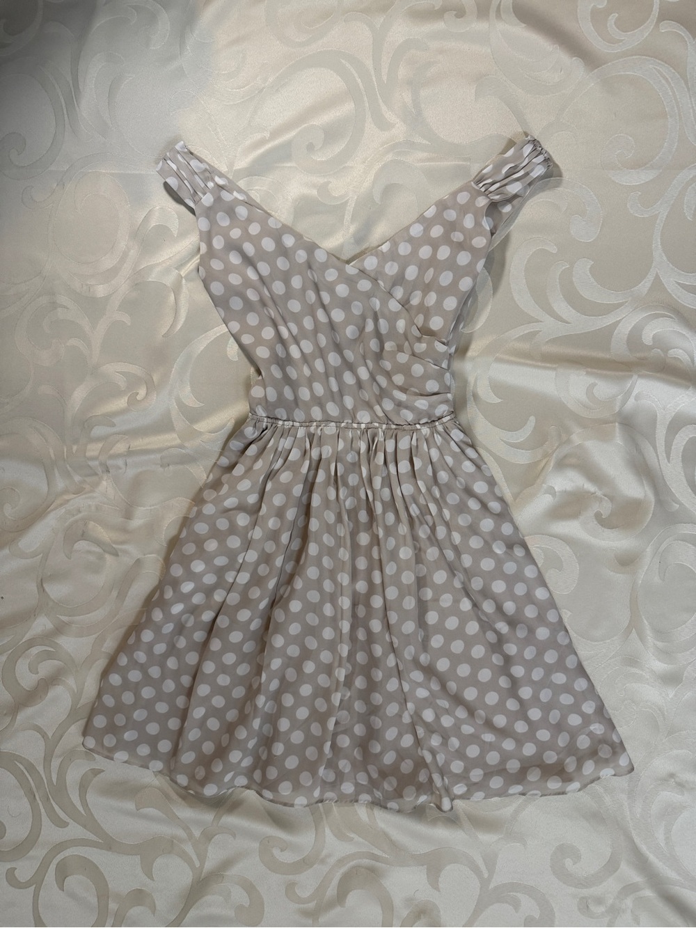 Express Beige Polka Dot Sleeveless Midi Dress